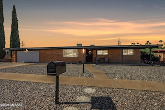 124 S Evelyn Ave, Tucson, AZ 85710