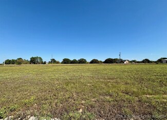 5448 Sunshine Ln, Kingston, OK 73439