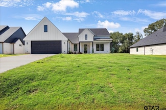 142 Co Rd, Jacksonville, TX 75766