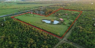2830 County Road 290, Angleton, TX 77515