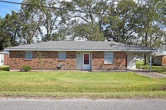 243 Darwin Rd, Centerville, LA 70522