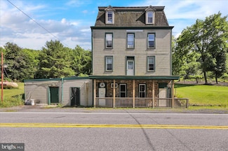 1634 Moselem Springs Rd, Hamburg, PA 19526