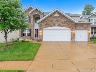 334 Lauren Landing, Ballwin, MO 63021