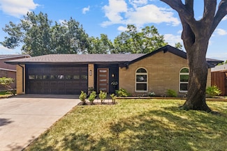 321 E Ferndale Ln, Grand Prairie, TX 75052