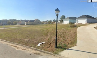 302 Court St, Bryant, AR 72022