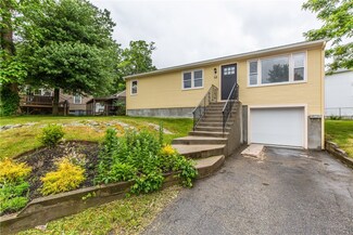 58 Pleasant View Ave, Johnston, RI 02919