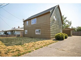 279 S 35th St Unit 1, Springfield, OR 97478