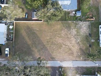 5209 Lime Ave, Seffner, FL 33584