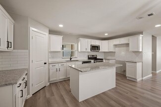 3721 Stuart Dr, Fort Worth, TX 76110