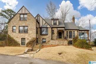 3624 Ridgeview Dr E, Mountain Brook, AL 35213