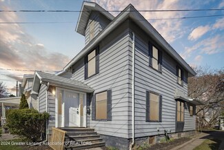 524 N Pine St, Lansing, MI 48933