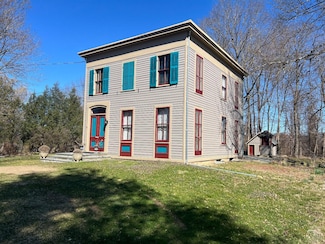 75 Block Factory Rd, Germantown, NY 12526