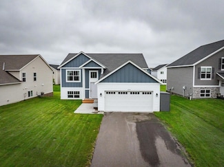9234 25th St NE, Saint Michael, MN 55376
