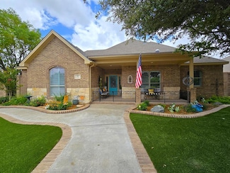 901 Woodland Park Ave, Midland, TX 79705