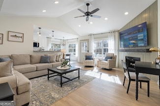 17 N Ridge Dr NW, Adairsville, GA 30103