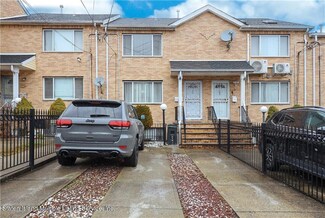 107 Beach St, Staten Island, NY 10304