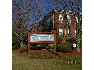 3524 W Shore Rd Unit 203, Warwick, RI 02886