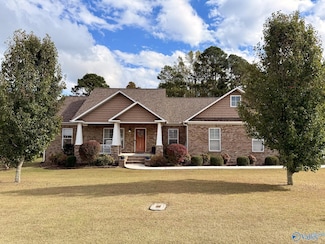 116 Dorchester Cir, Albertville, AL 35951