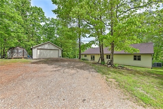 17155 Deer Park Ln, Pea Ridge, AR 72751