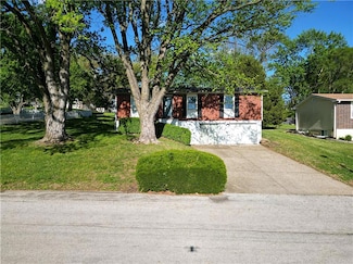 2218 Millwood Dr, Atchison, KS 66002