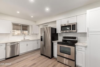 11440 N Hagen Dr, Sun City, AZ 85351
