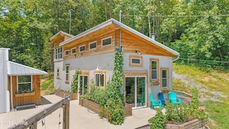 231 Tennessee 370, Luttrell, TN 37779