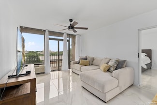 7701 Wurzbach Rd Unit 305, San Antonio, TX 78229
