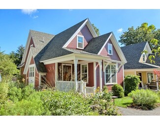 1637 Main St Unit 5, Concord, MA 01742
