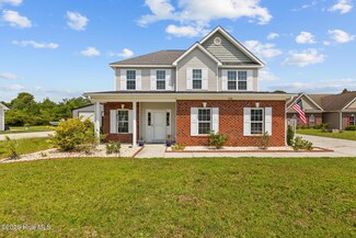 134 Inverness Dr, Hubert, NC 28539