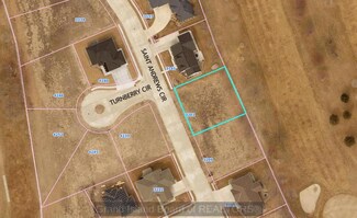 3203 Saint Andrews Cir, Grand Island, NE 68803