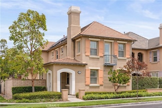 35 Twin Gables, Irvine, CA 92620