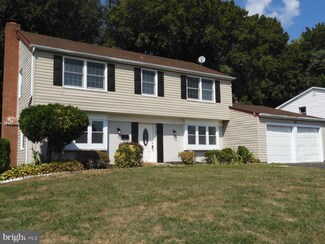 40 Ember Ln, Willingboro, NJ 08046