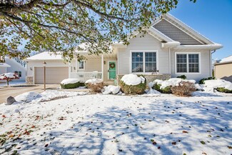 57533 Tupelo St, Elkhart, IN 46516
