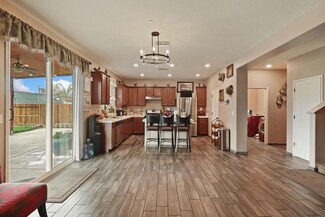 3515 Carly Dr, Stockton, CA 95205