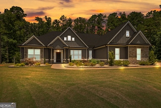 27 Dorian Ct, Newnan, GA 30265