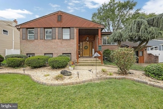 5 Ivy Ln, Cherry Hill, NJ 08002