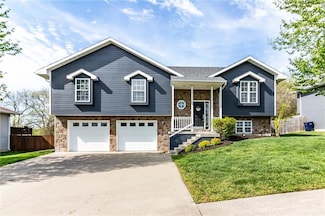 102 E 12th St, Knob Noster, MO 65336