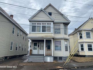 1017 Chrisler Ave, Schenectady, NY 12303