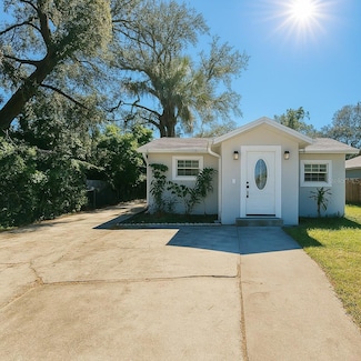 1310 W Burger St, Tampa, FL 33604