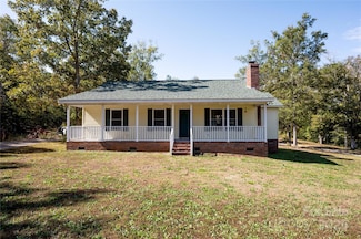 3330 Clinzo Feemster Rd, Hickory Grove, SC 29717