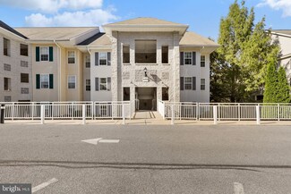 4466 Woodsman Dr Unit 611, Hampstead, MD 21074
