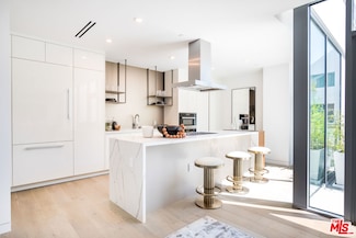 8600 Wilshire Blvd Unit GF15, Beverly Hills, CA 90211
