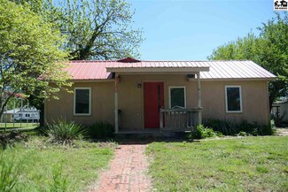416 N Lincoln St, Marquette, KS 67464
