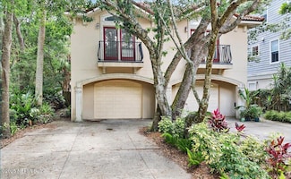 2049 Seminole Rd, Atlantic Beach, FL 32233