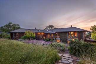 909 Westridge Dr, Portola Valley, CA 94028