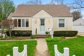 259 Pearl St, Cary, IL 60013