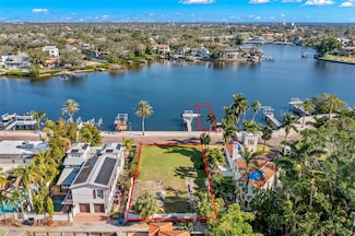 2310 Coffee Pot Blvd NE, St. Petersburg, FL 33704