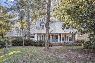 126 Richland Dr W, Mandeville, LA 70448