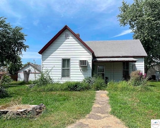 109 E Locust St, Lincoln, MO 65338