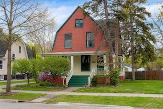 2152 6th St, Bay City, MI 48708